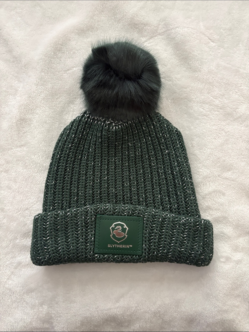Love your melon slytherin beanie (don’t be afraid to send an offer)
